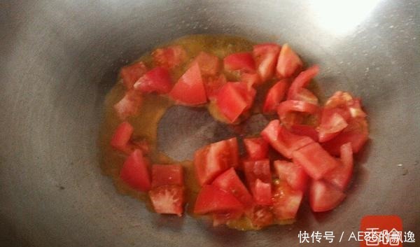 西红柿|教你快手热汤面的食谱,吃一口面,喝一口汤,秋冬季节不怕冷