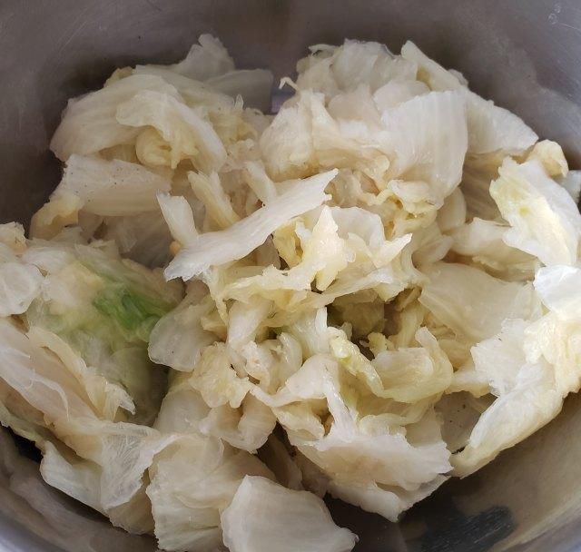 简单|五花肉炖白菜，既简单又美味