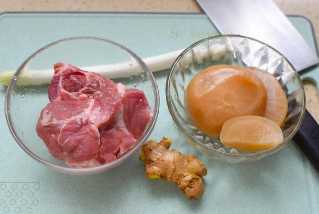  开胃|三伏天没食欲，试试这道菜，酸香开胃，比鱼香肉丝还抢手