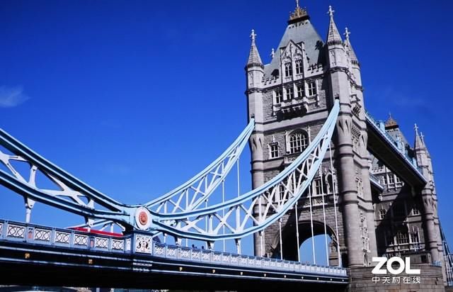 投影|极米MOVIN 01X评测：年轻人的第一台智能投影