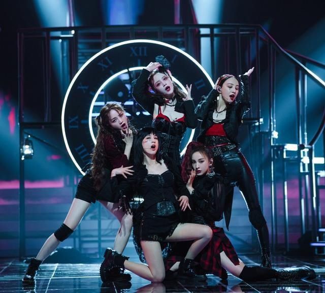 节目|《浪姐》别的团都是加速跳舞拉票，唯独宁静团不一样，太“野”了