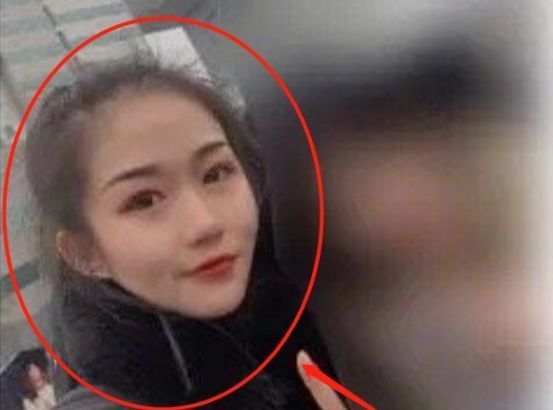  判若两人|蔡徐坤上《快本》，尖叫女粉丝意外走红，自拍照判若两人