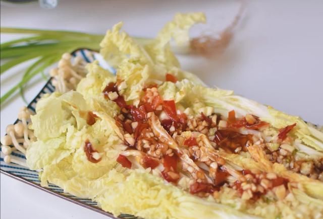 耗油|家常耗油白菜,靠这一道菜多吃了两碗饭,附上详细做法教程