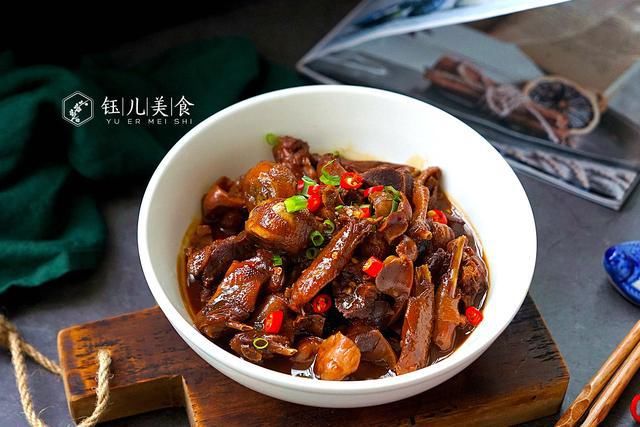  高考|花了80块钱买两只鸽子，给高考的闺女做了这菜，营养美味又解馋