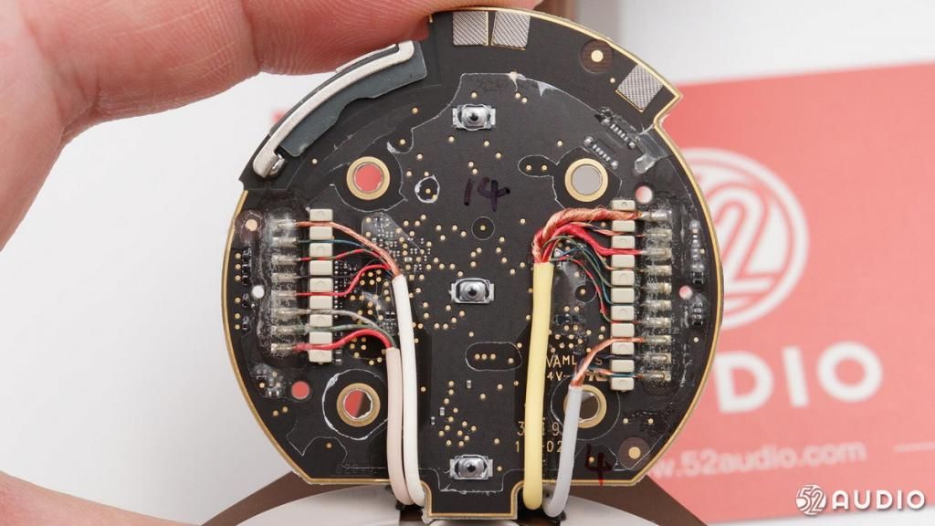  拆解|拆解报告：BEATS SOLO PRO头戴式蓝牙降噪耳机