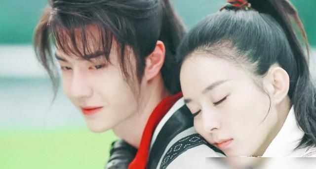  登顶|《快本》收视率登顶破2！赵丽颖中枪陈学冬最惨，杜华连累王一博