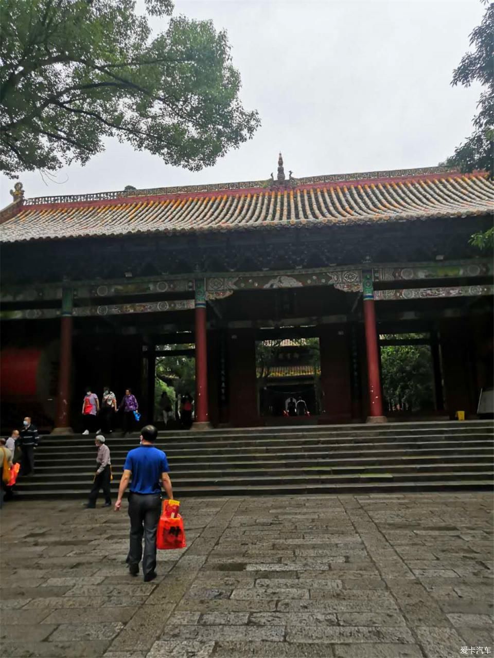 繁杂|【鹿卡带你去旅行】抛却世俗繁杂，让心灵小憩一下