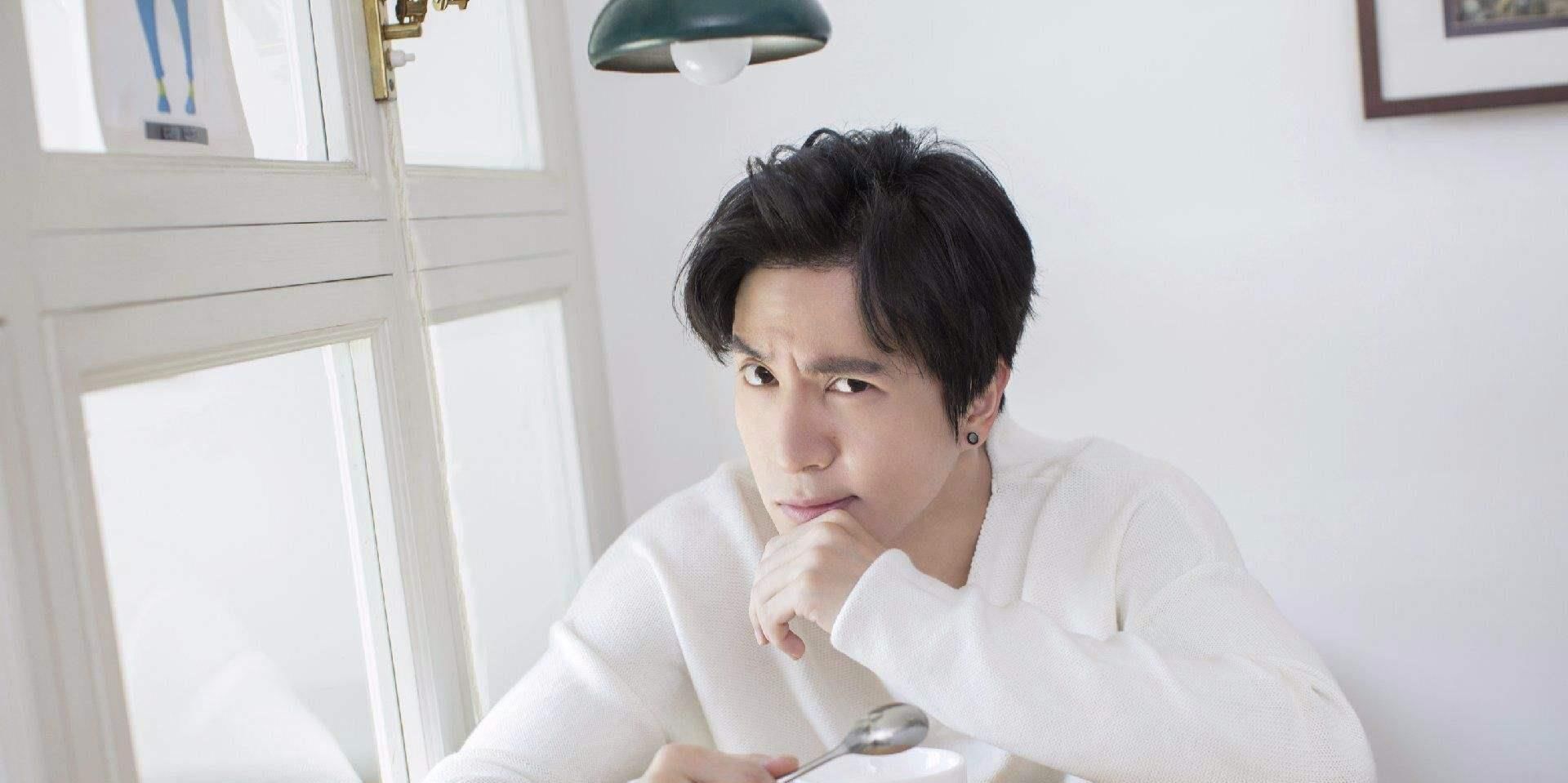  TOP1|周杰伦不再霸榜，华晨宇第五，今年他首次成为男歌手热度榜TOP1！