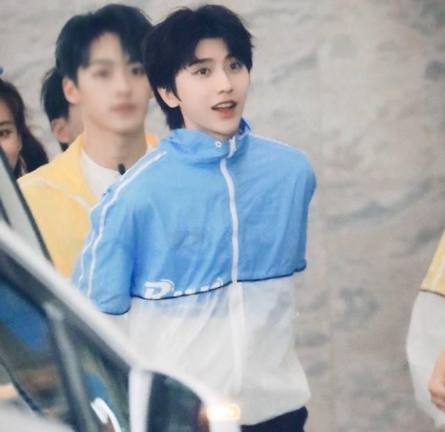  实力|《奔跑吧》路透，不仅有五位当红爱豆，更有实力男神，收视率稳了