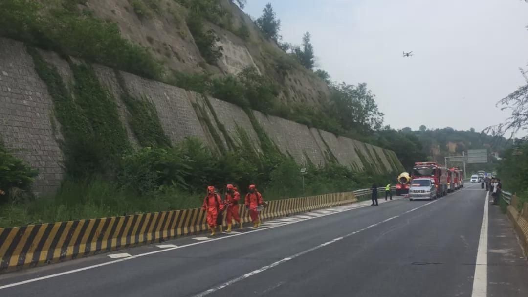  联动|高速隧道内有事故导致危化品泄漏？看河南高速交警多部门如何联动演练应急救援