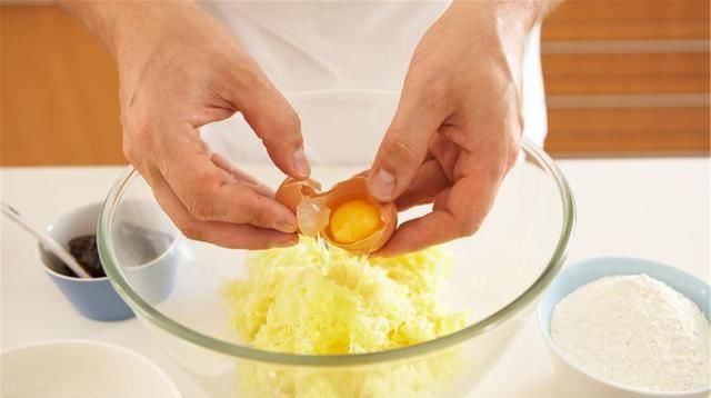  香甜|土豆的新做法，不炒不炖软糯香甜，实在是太好吃了！