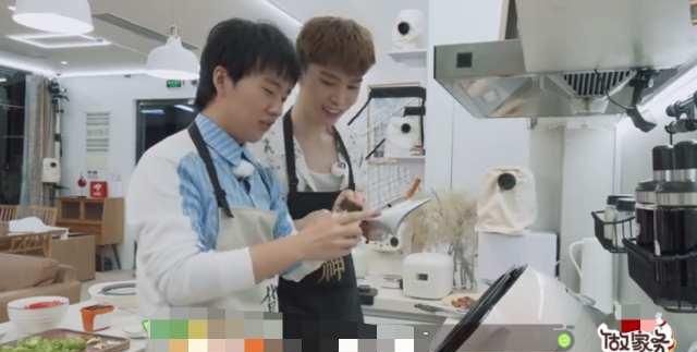  蒜末|郭麒麟问范丞丞：炝锅是用蒜末还是蒜片？范丞丞：什么是炝锅