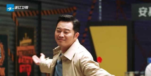  郭麒麟|《奔跑吧》baby成仲裁 蔡徐坤董又霖竞争“最有魅力男士”