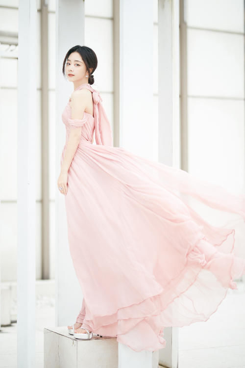  定档|谭松韵年度第四部剧，《亲爱的麻洋街》定档，金鹰节欠她一个奖！