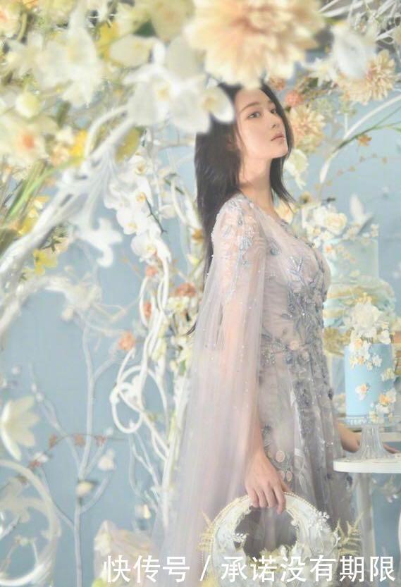 晚礼服|张馨予的长发自带古典气质，一袭长裙亮相，比短发更撩人