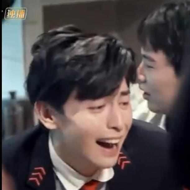  出炉|邓伦最新表情包出炉 带你认识不一样的邓伦