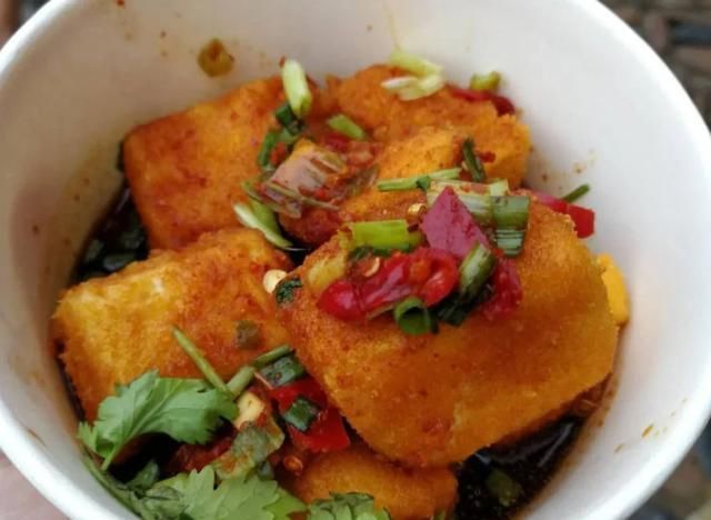 下饭|就着风景下饭,这一城风景半城美食,就等你啦!