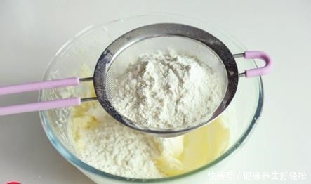 曲奇|网红云朵曲奇,无需打发,搅一搅就能做,香甜柔软,入口即化