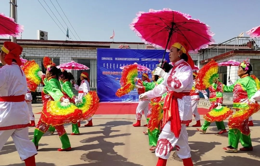 投票|「小融关注」投票丨丰收节广场舞大赛最具人气奖花落谁家？你来定！
