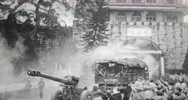 我军|谅山战役，面对气势如虹的我军，武元甲下一命令，越军竟无人执行