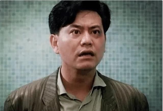 破产|曾是周星驰的御用配角,多次怒怼张国荣,破产4次老婆仍不离不弃