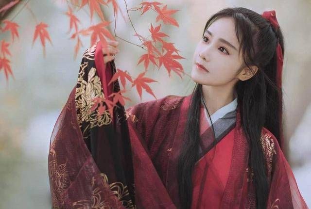  套路|《青你2》淘汰选手曝内幕，眼见不一定为实，品牌方也被“套路”