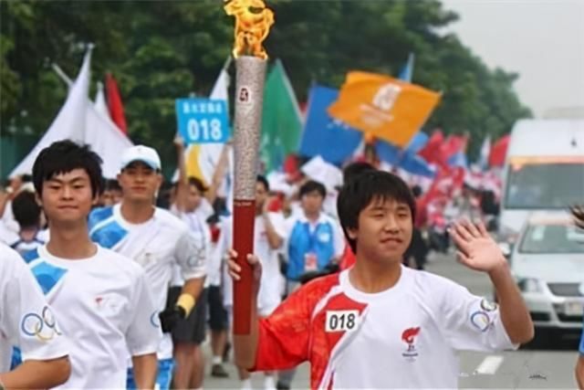 英雄|抗震小英雄雷楚年：汶川地震中救下7人，现在却沦为了阶下囚
