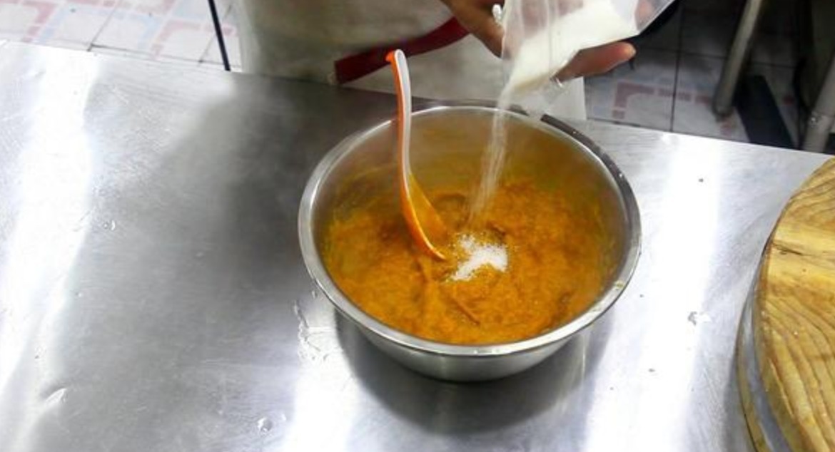  老师傅|做南瓜饼最忌放面粉！干巴巴还不甜，吃着不软糯，老师傅教你一招