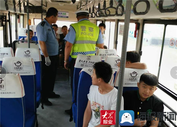 交巡警|惠民交巡警三中队邀请辖区内中小学生进中队学习交通安全知识