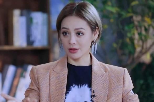  王霏霏|《浪姐》五公复活二换二，节目组遭打脸，宁静组倒数第一，说解散吧