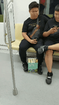GIF|搞笑GIF：我震惊了，大人就是不靠谱！