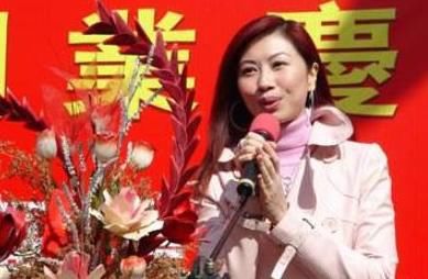 初恋|40岁冒险生子的她竟然惨遭抛弃,如今带儿嫁初恋,兜兜转转回原点