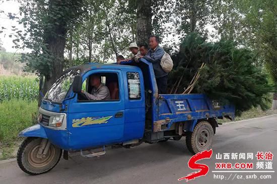  交警|“客货混载”无牌无证三轮车违法载人被武乡交警查获
