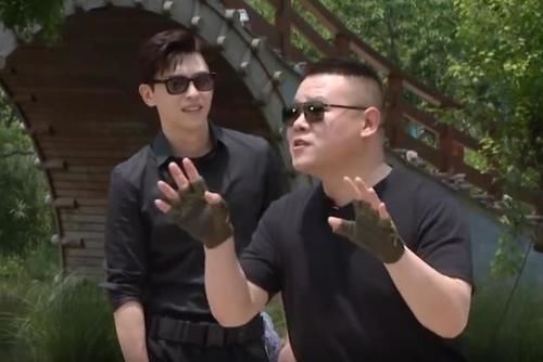  节目|岳云鹏不会英语被队友嘲笑，到底是真的不会，还是为了节目效果？