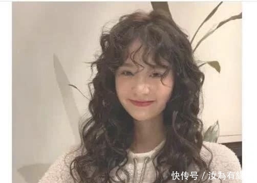 头发|2020最火的头发颜色,长卷发绝对是最火的,有个性更洋气!