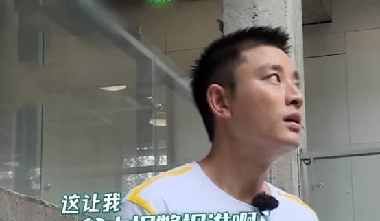  主题|《奔跑》VS《极挑》同样是围绕主题讲故事，细节处理高下立见