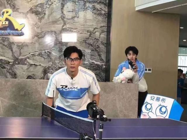  录制|高清图！在青录制跑男的蔡徐坤、周震南……粉丝快来收