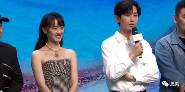 袁冰妍|一夜掉粉6W,吃完CP红利转身冷暴力女同事?刚火顶流要糊…