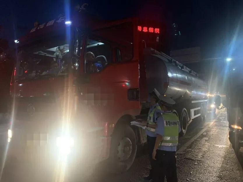 整治|冲刺全国文明城市“二连冠”丨联合整治在行动！