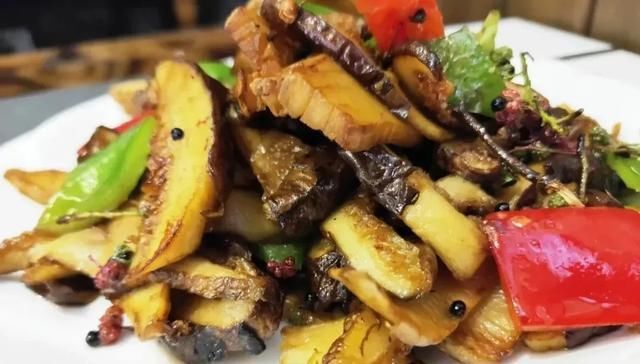  随手|夏天过半，这口得赶紧啦！随手一炒就贼香