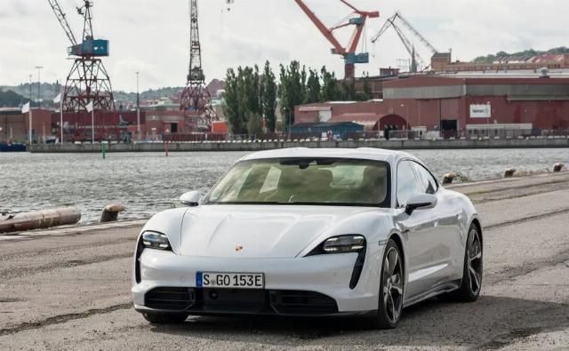  保时捷Taycan|Taycan新增入门版车型，售价竟不足90万，电动的保时捷还纯粹吗？