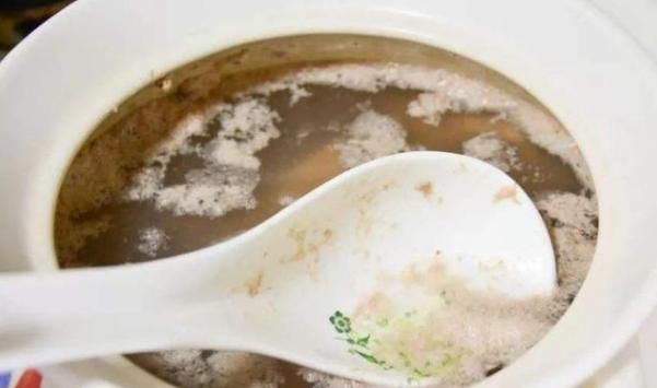  要加|炖肉不能直接焯水！难怪肉有腥又柴，原来肉焯水之前要加它？