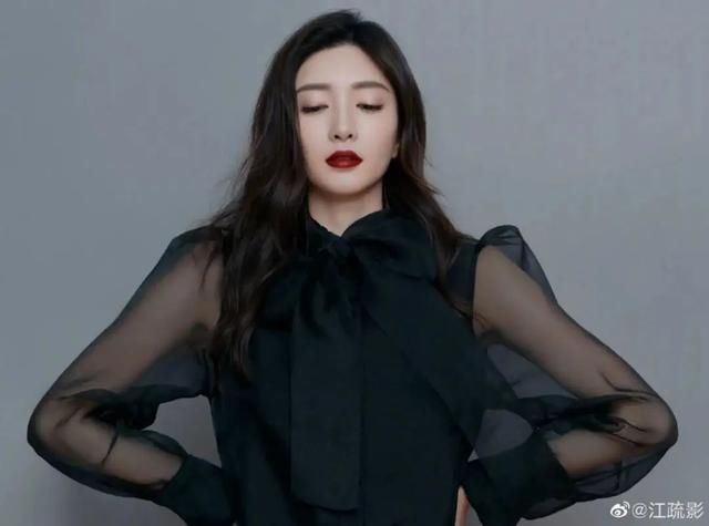  好看|H型身材的女生，要如何打扮，才能气质好看显腰细？