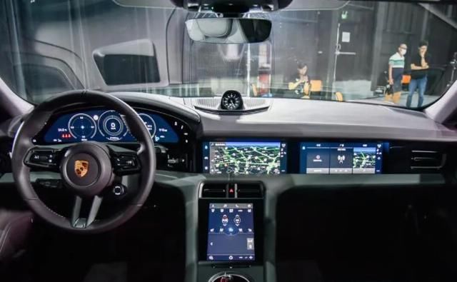  保时捷Taycan|Taycan新增入门版车型，售价竟不足90万，电动的保时捷还纯粹吗？