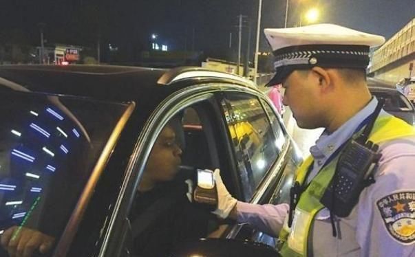  啤酒|只喝1瓶啤酒，要隔多久才能开车？