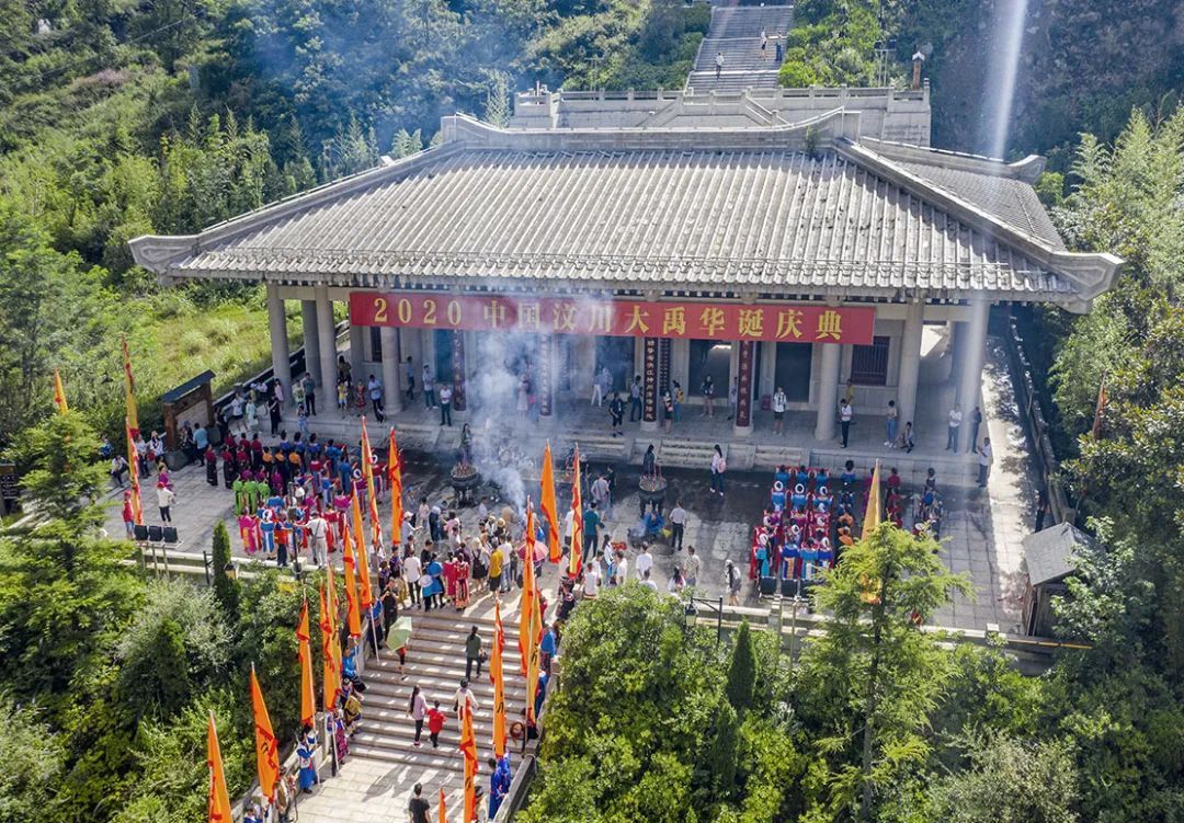 大禹祭坛前|锁定现场！汶川大禹祭坛太hot！