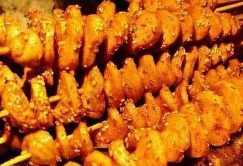 证明|夜市最红的4款小吃,烤面筋上榜,全吃过证明你是一个真正的吃货