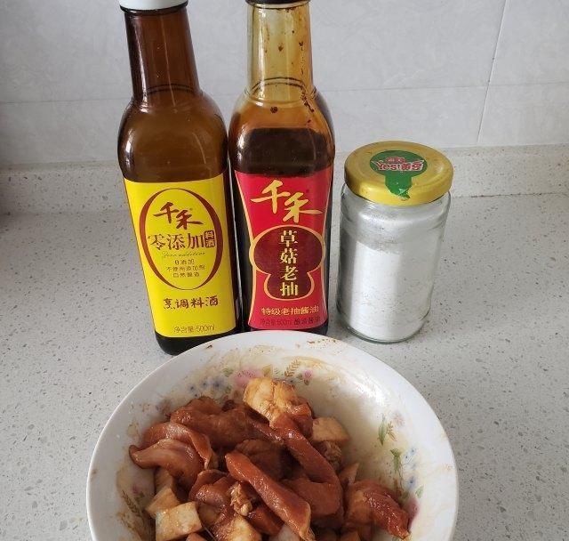 简单|五花肉炖白菜，既简单又美味