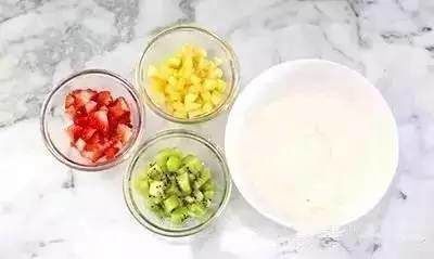  燕麦|一分钟学会10种酸奶的有趣做法！太适合夏天了