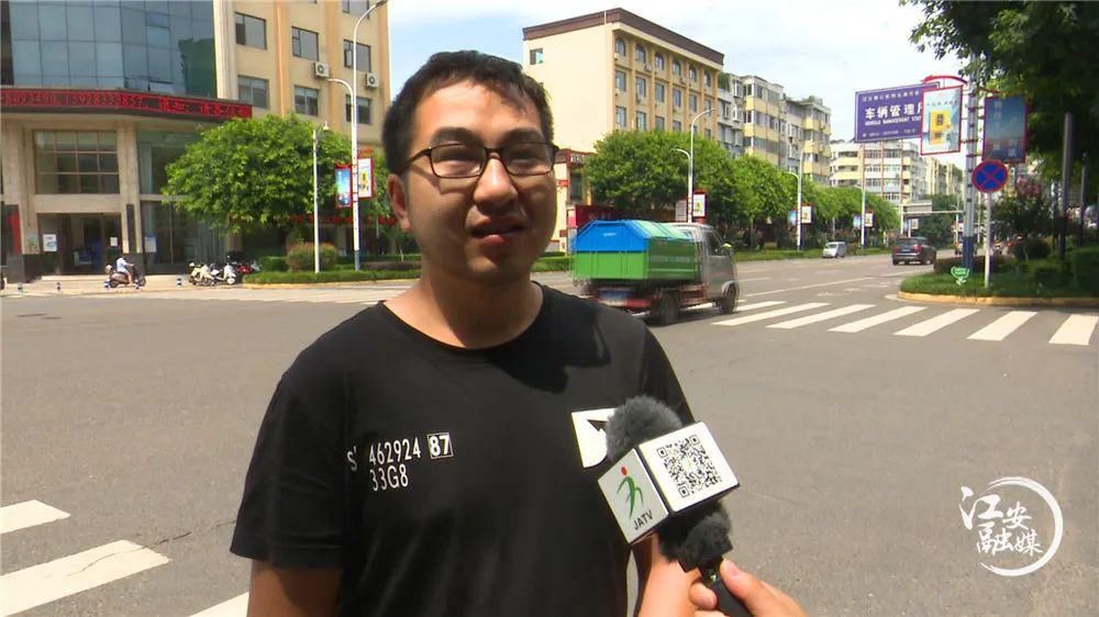 行人|礼让斑马线彰显城市形象